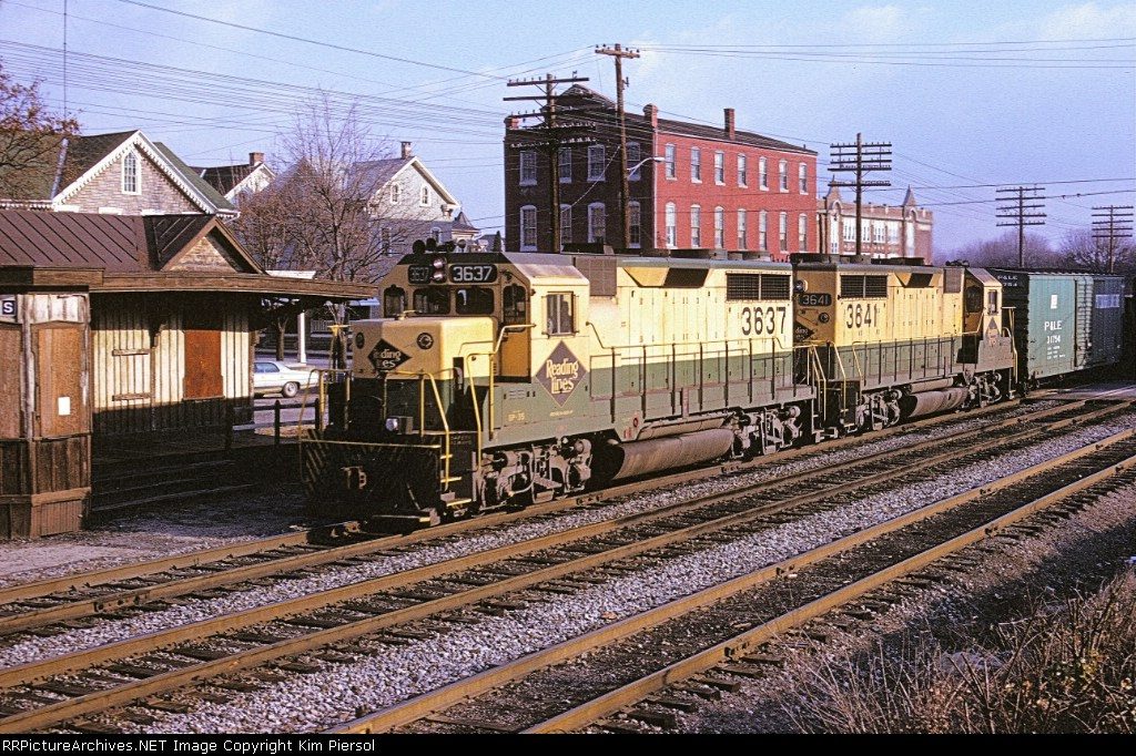 Reading Railroad - Sinking Spring - 1972 Reading Railroad - Sinking Spring - 1972