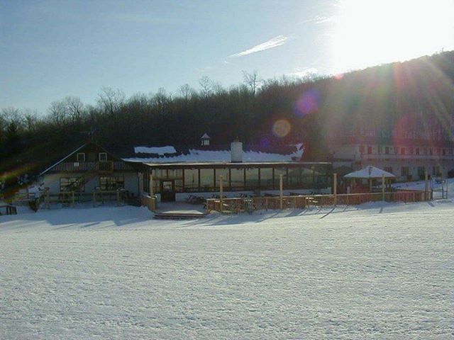 Doe Mountain 90s Doe Mountain 90s