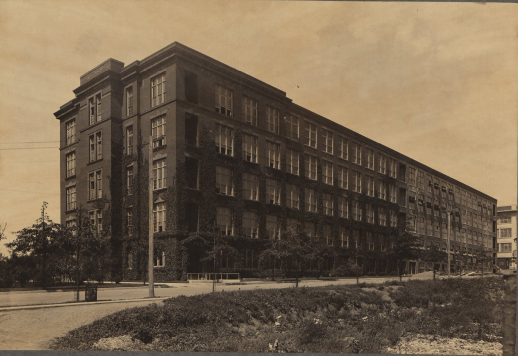 Vanity Fair Red Building 1916