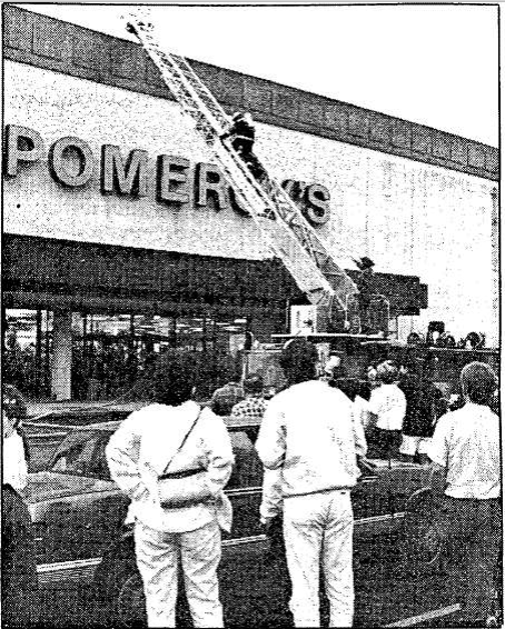 Bon-Ton Pomeroy's