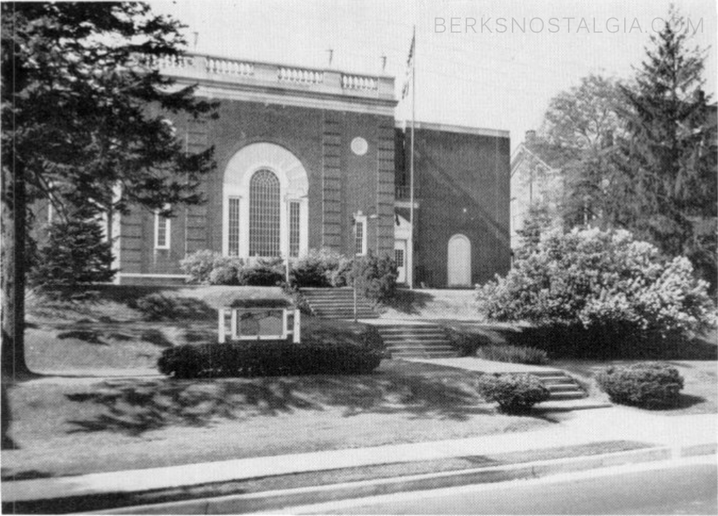 Womelsdorf High School