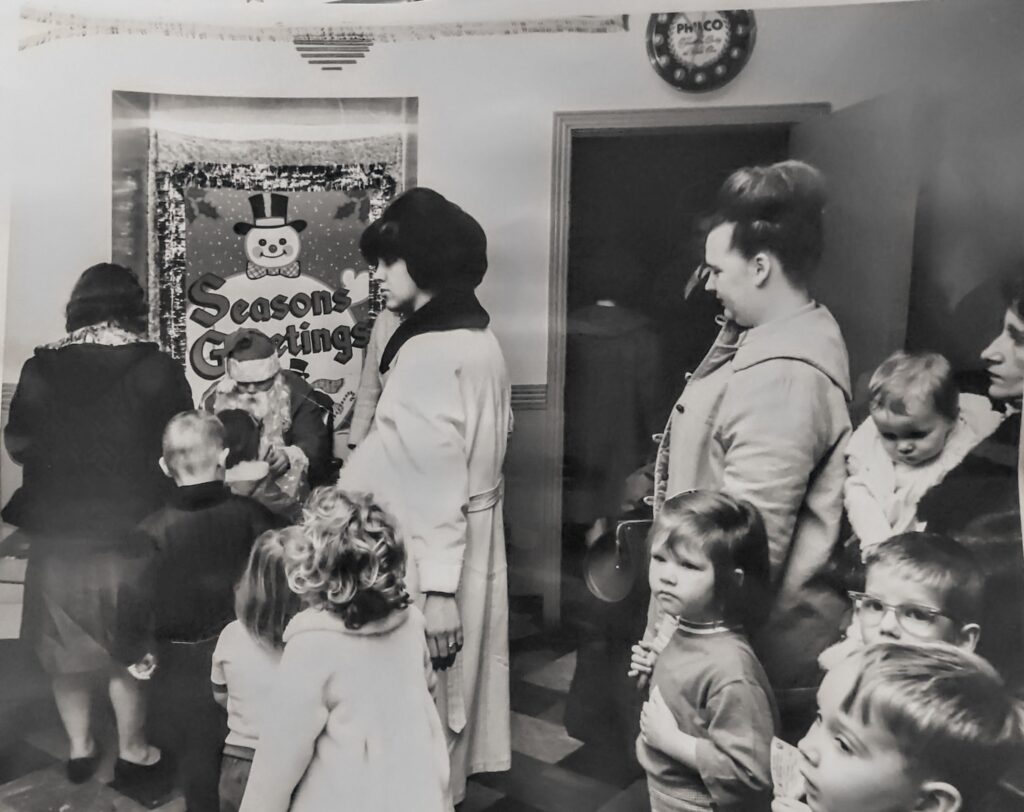 Santa Photo Mystery